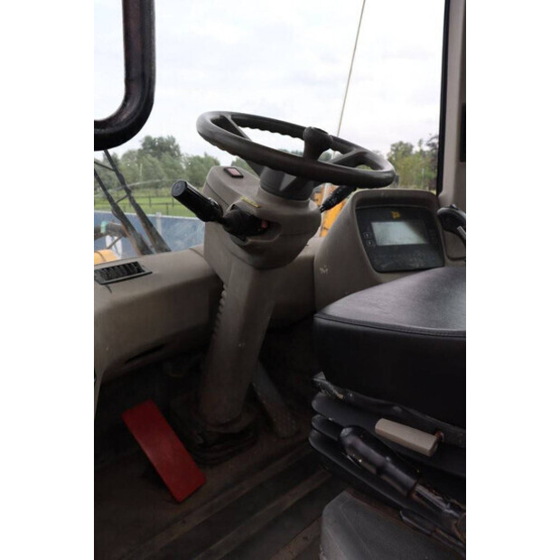 2002 JCB 436-43372714