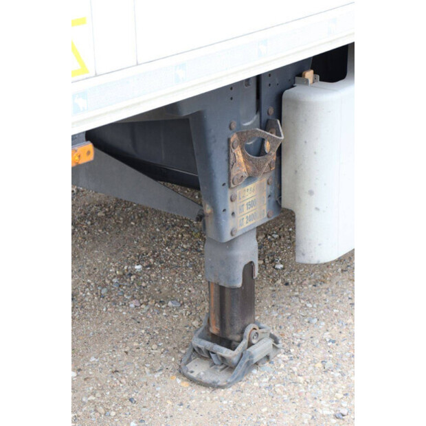 2018 Schmitz Cargobull SCB*S3B-43373644