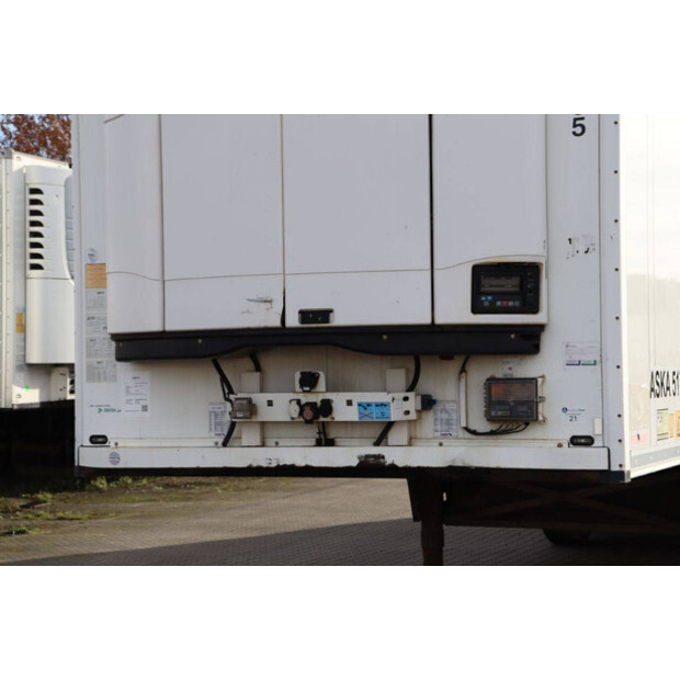 2017 Schmitz Cargobull SCB*S3B-43373866