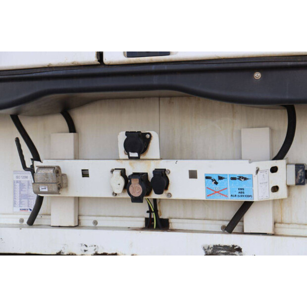 2017 Schmitz Cargobull SCB*S3B-43373867