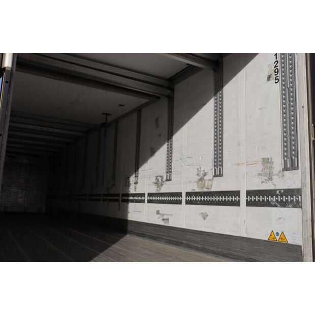 2017 Schmitz Cargobull SCB*S3B-43373902