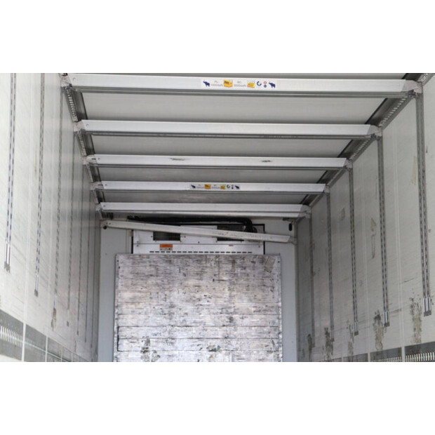 2017 Schmitz Cargobull SCB*S3B-43373905