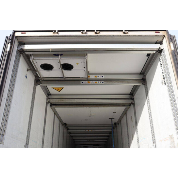 2017 Schmitz Cargobull SCB*S3B-43373906