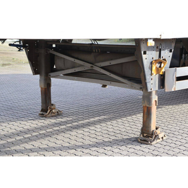 2017 Schmitz Cargobull SCB*S3B-43373941