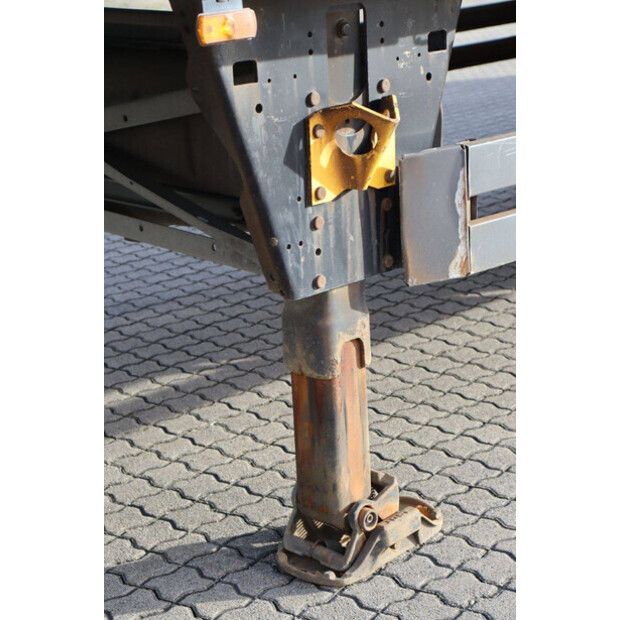 2017 Schmitz Cargobull SCB*S3B-43373942