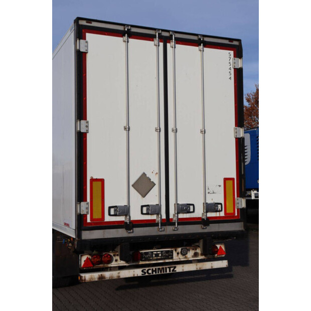 2017 Schmitz Cargobull SCB*S3B-43373953