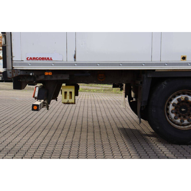 2017 Schmitz Cargobull SCB*S3B-43373956