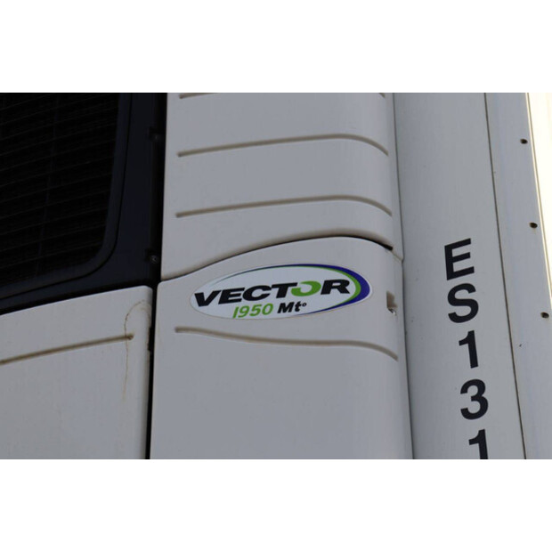 2017 Schmitz Cargobull SCB*S3B-43373971