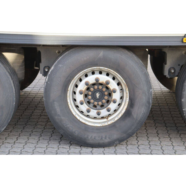 2017 Schmitz Cargobull SCB*S3B-43374058