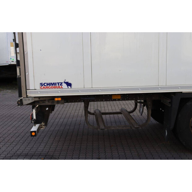 2017 Schmitz Cargobull SCB*S3B-43374071