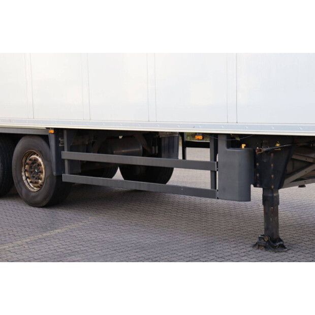 2017 Schmitz Cargobull SCB*S3B-43374075