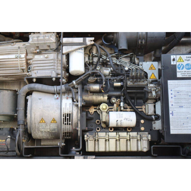 2017 Schmitz Cargobull SCB*S3B-43374081