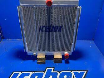 صورة ل Radiator - Aluminum Radiator - Aluminum فيرميير مستعملة