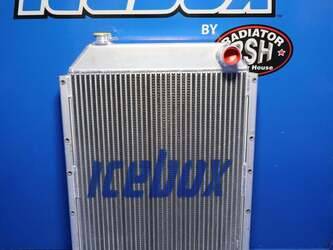 صورة ل Radiator - Aluminum Radiator - Aluminum جون دير مستعملة