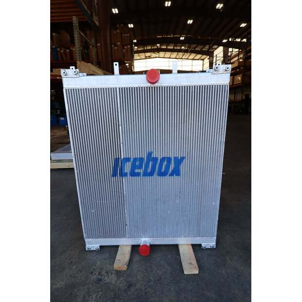 Radiator - Aluminum JOHN DEERE Used-43375167