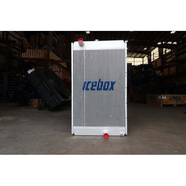 Radiator - Aluminum JOHN DEERE Used-43375236