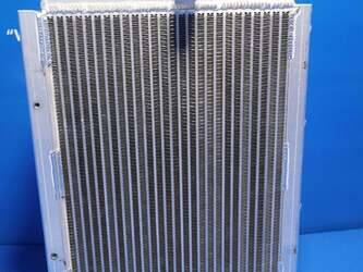 Image de Radiator - Aluminum JOHN DEERE Used