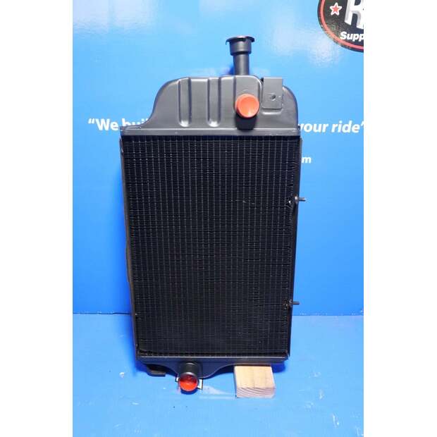 Radiator-SOH JOHN DEERE Used-43375332