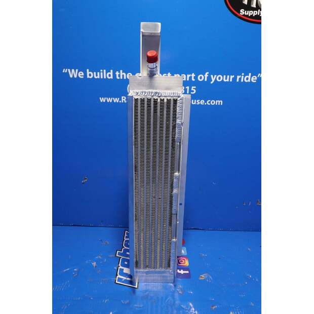 Oil Cooler JOHN DEERE Used-43375335