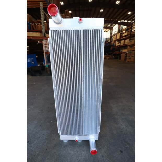Radiator - Aluminum جون دير مستعملة-43375352