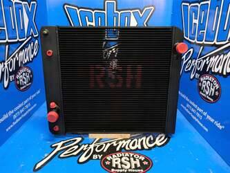 صورة ل قطع الغيار Radiator - Aluminum انترناشونال مستعملة