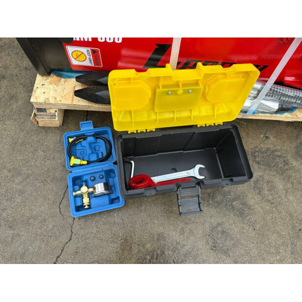 2025 Lancia HM500-43377006