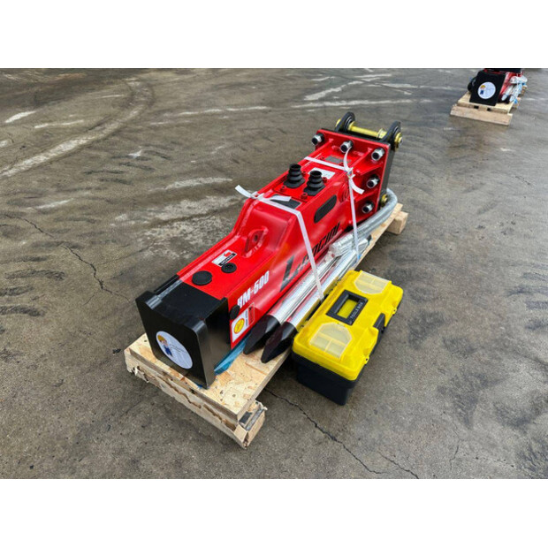 2025 Lancia HM500-43377007