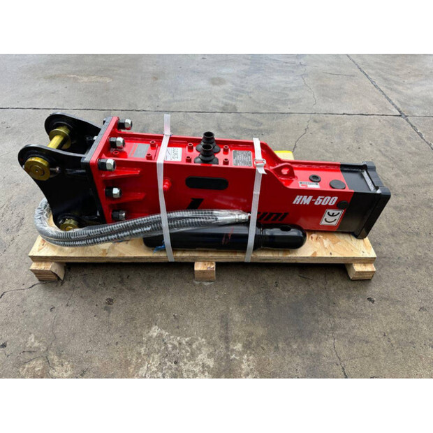 2025 Lancia HM500-43377011