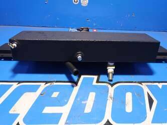 صورة ل Radiator Components بيتربلت مستعملة