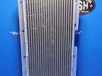 Image de PIÈCES DÉTACHÉES Oil Cooler JOHN DEERE Used