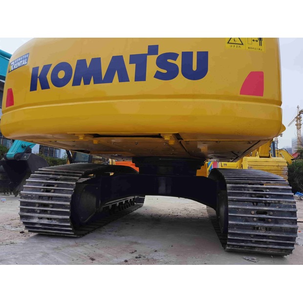 2020 Komatsu PC200-8-43378625