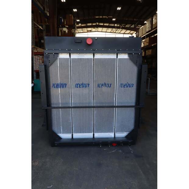 Radiator - Aluminum كوماتسو مستعملة-43378857