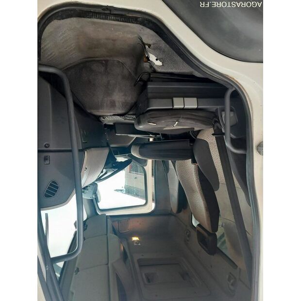 2011 Renault PREMIUM-43392217