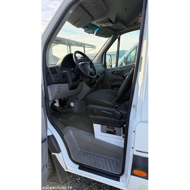 2014 Mercedes-Benz SPRINTER-43392378