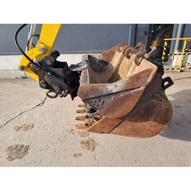 2022 Komatsu PC55MR-5-43393347