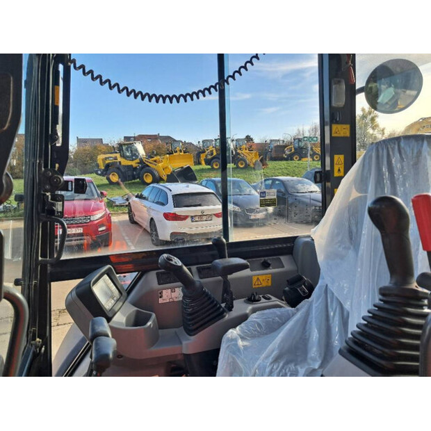 2022 Komatsu PC55MR-5-43393364