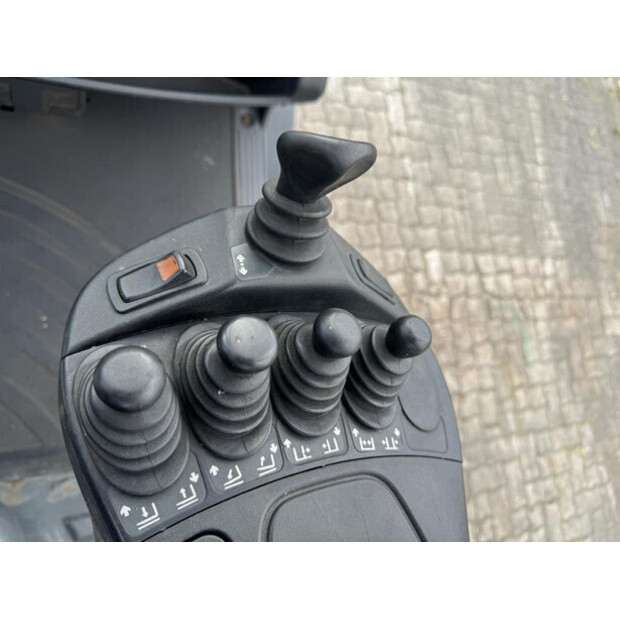 2014 Linde H30D-02-43393422