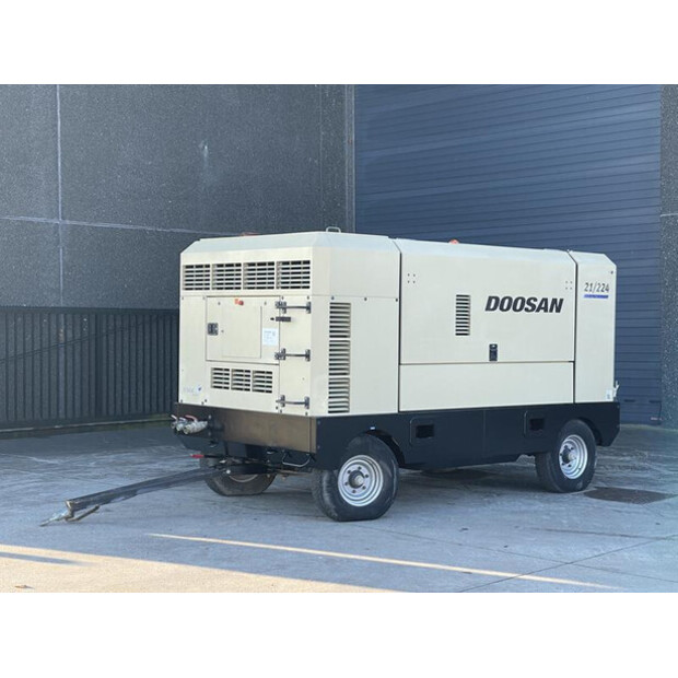 2016 Doosan 21 / 224 - N-43393523