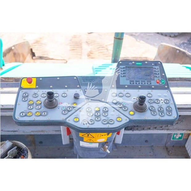 2015 VOGELE SUPER 2100-43402730