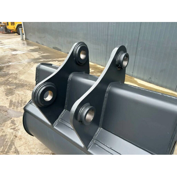 Hitachi ZX225-43406680