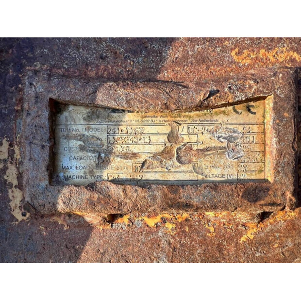 2011 ميللر 312D-43406855