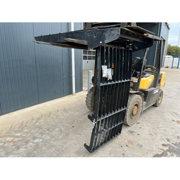 2015 Caterpillar 320F-43406947