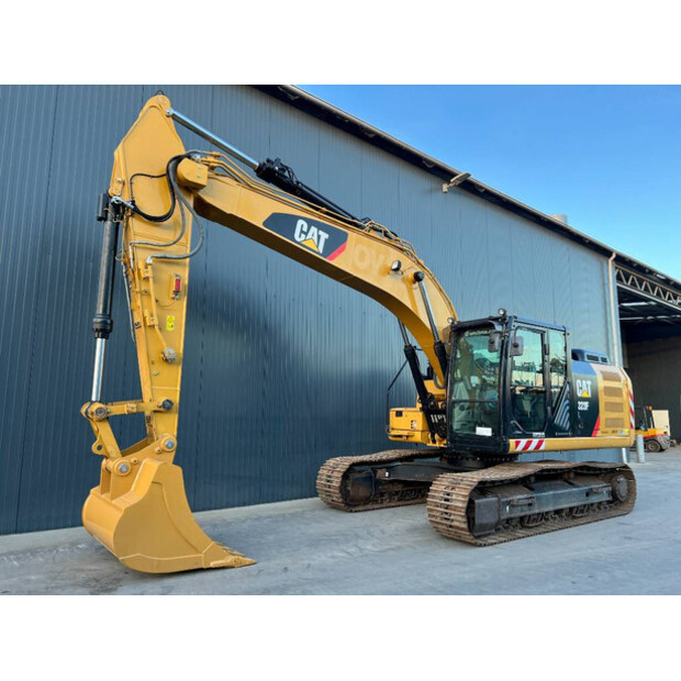 2016 Caterpillar 323FL-43409487