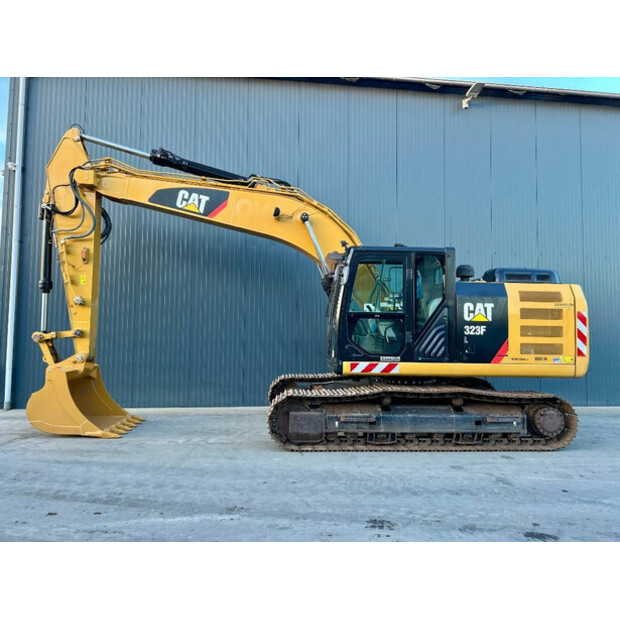 2016 Caterpillar 323FL-43409488