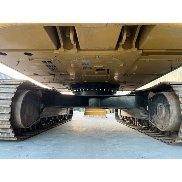 2016 Caterpillar 323FL-43409491