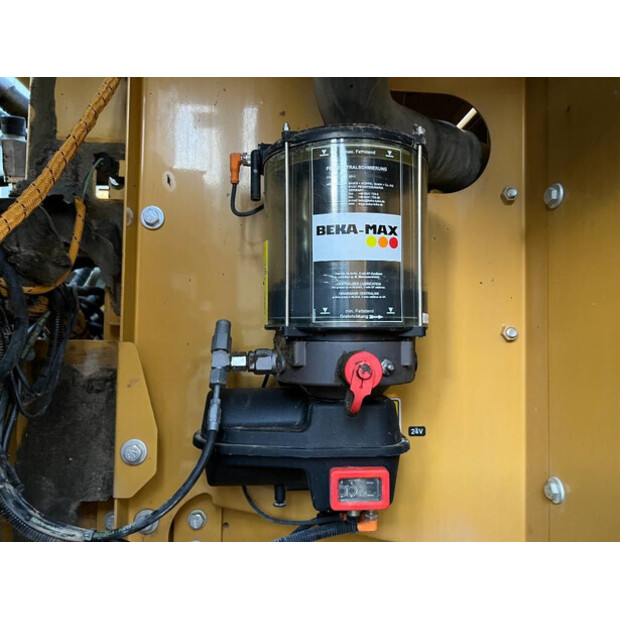 2016 Caterpillar 323FL-43409511