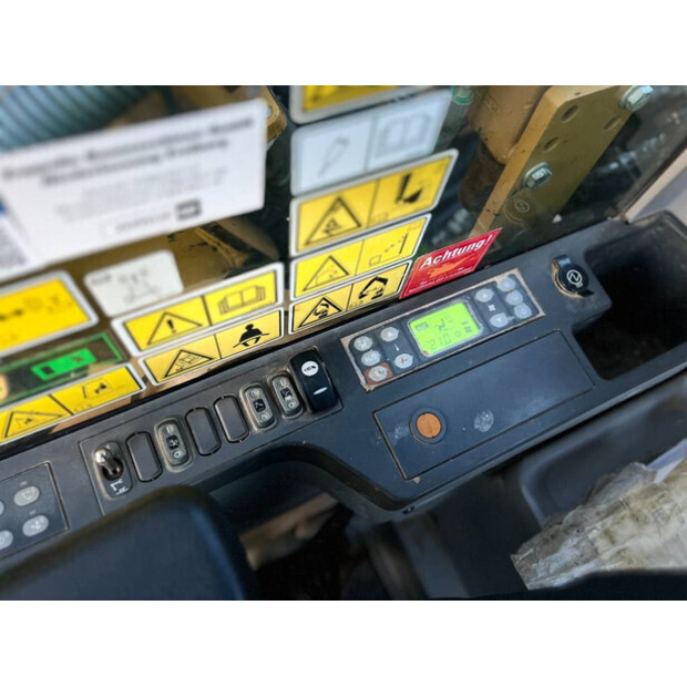 2016 Caterpillar 323FL-43409518