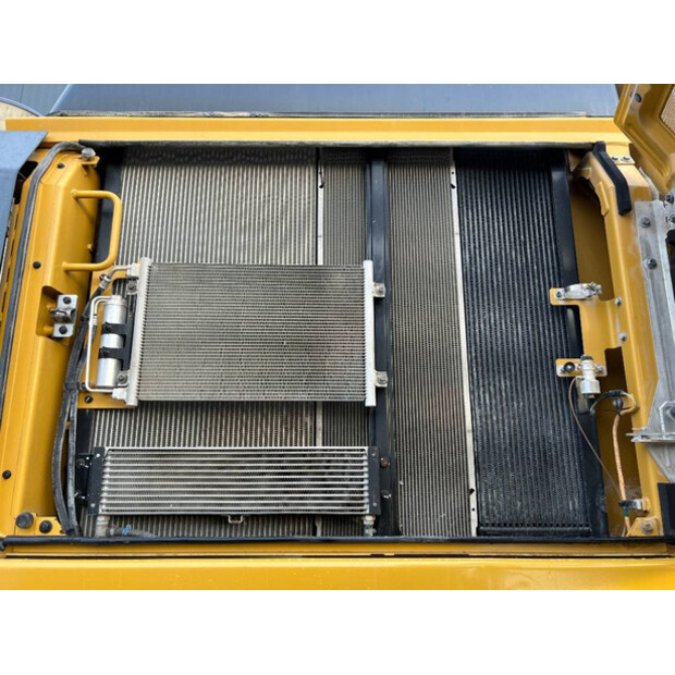 2015 Caterpillar 352FL-43409842