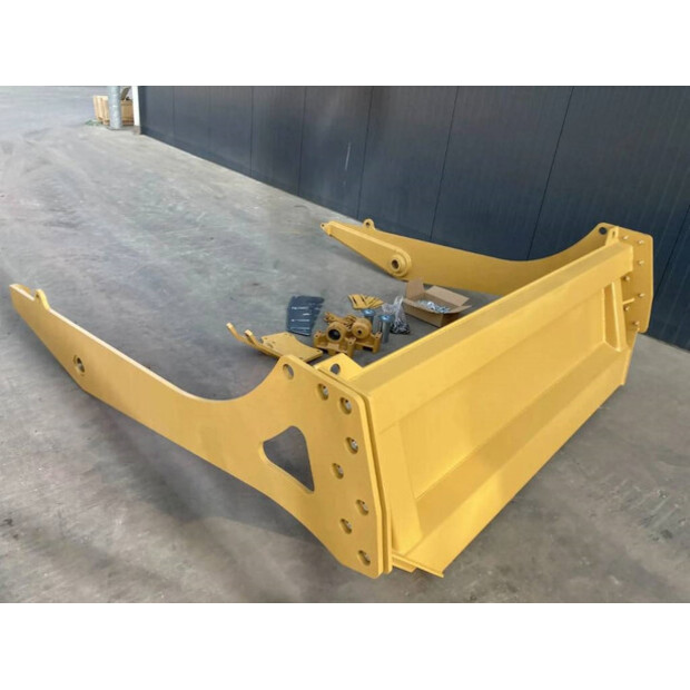 2025 Caterpillar 730 NG-43411188