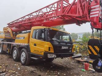 صورة ل كرينات محمولة على شاحنة 2023 SANY STC800E